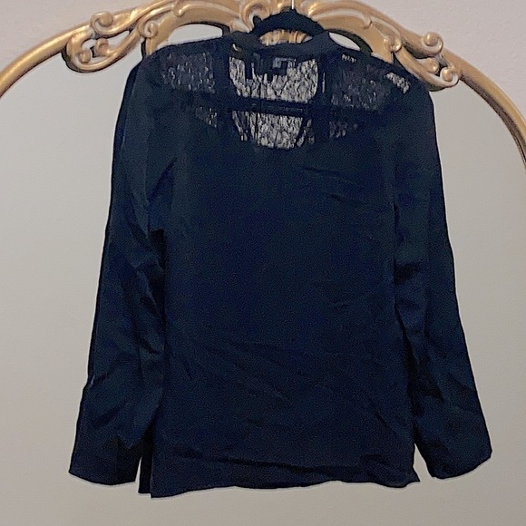 THEORY Long-Sleeve Lace Yoke Tie Neck Top Size S - Picture 6 of 9